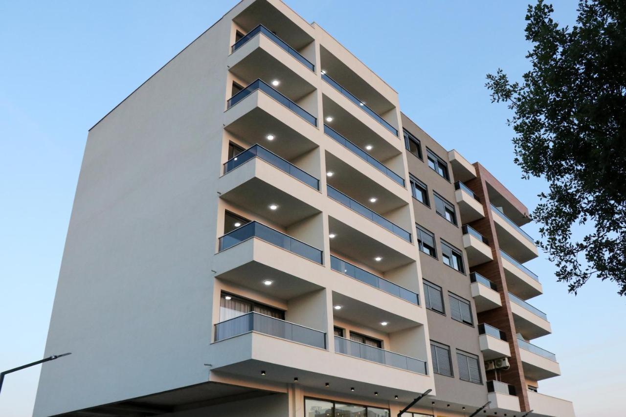Hotel Xelent Ulcinj Exterior foto